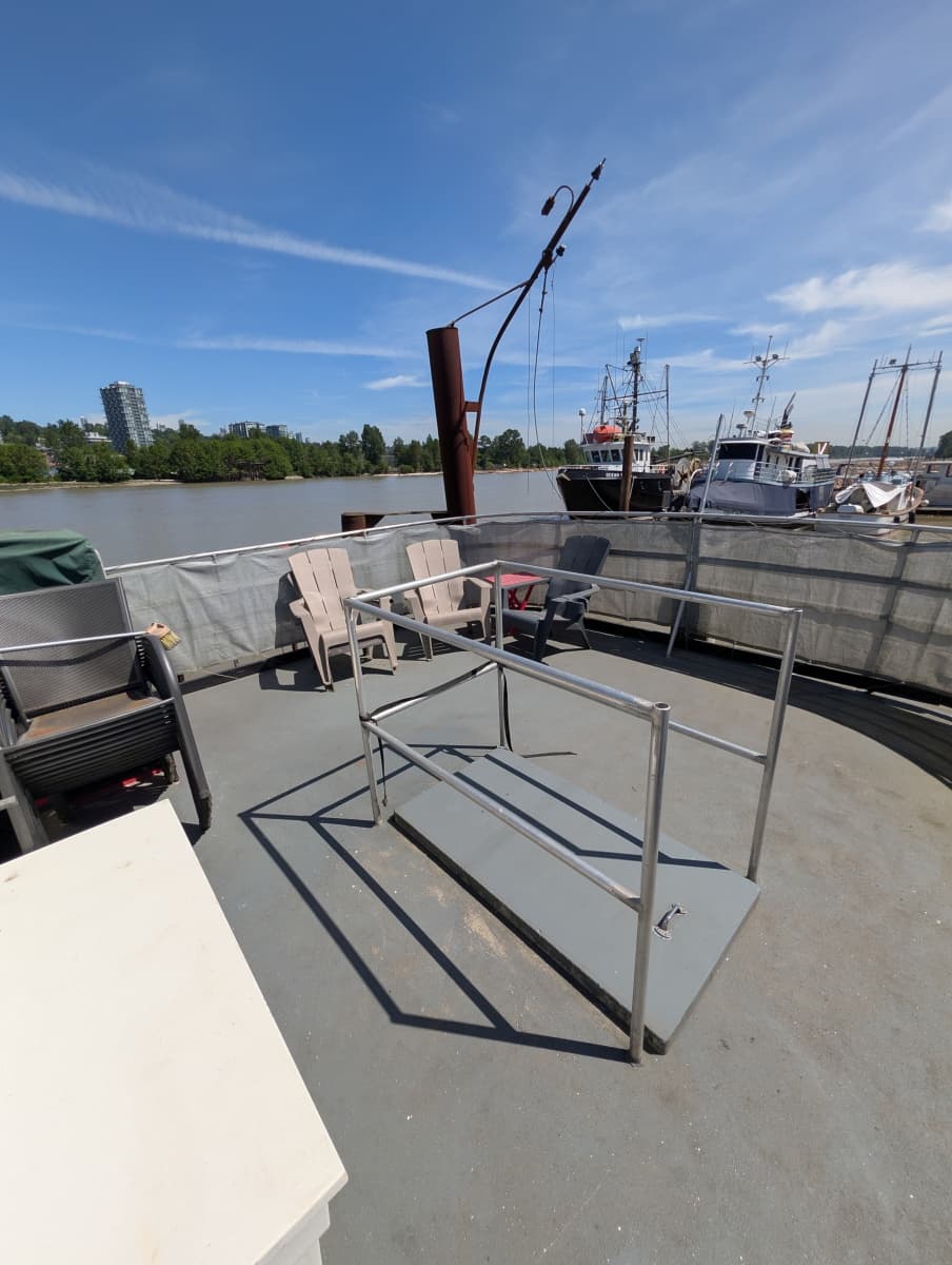 1941 Custom Armstrong Bros. Custom Wooden Trawler Liveaboard Vessel - Photo 53