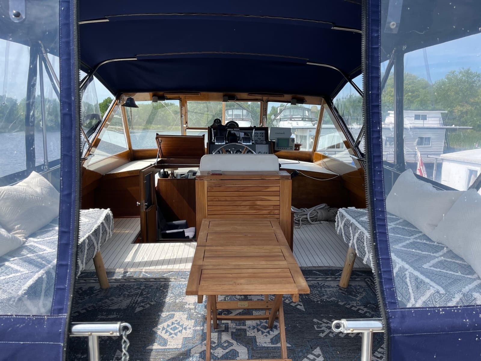 1967 Chris-Craft Constellation - Photo 3