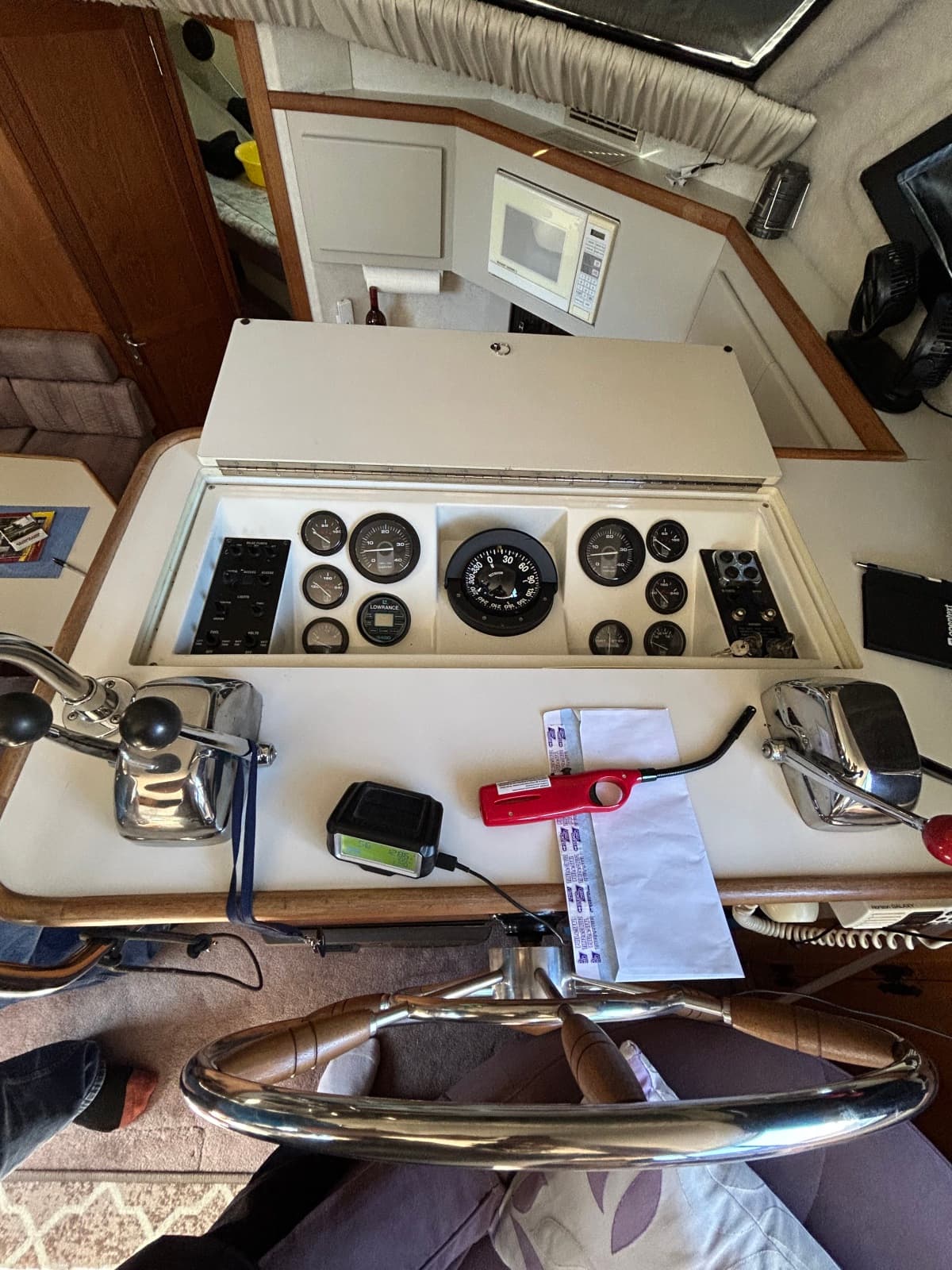 1991 Carver 3608 Aft Cabin MY - Photo 16