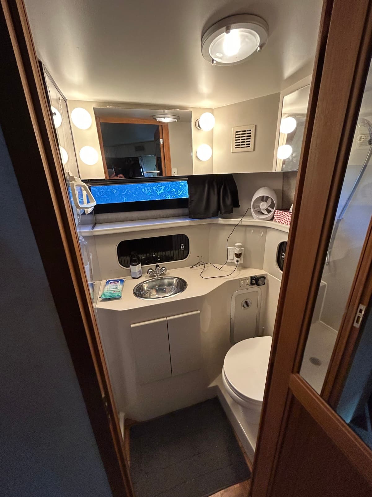 1991 Carver 3608 Aft Cabin MY - Photo 27