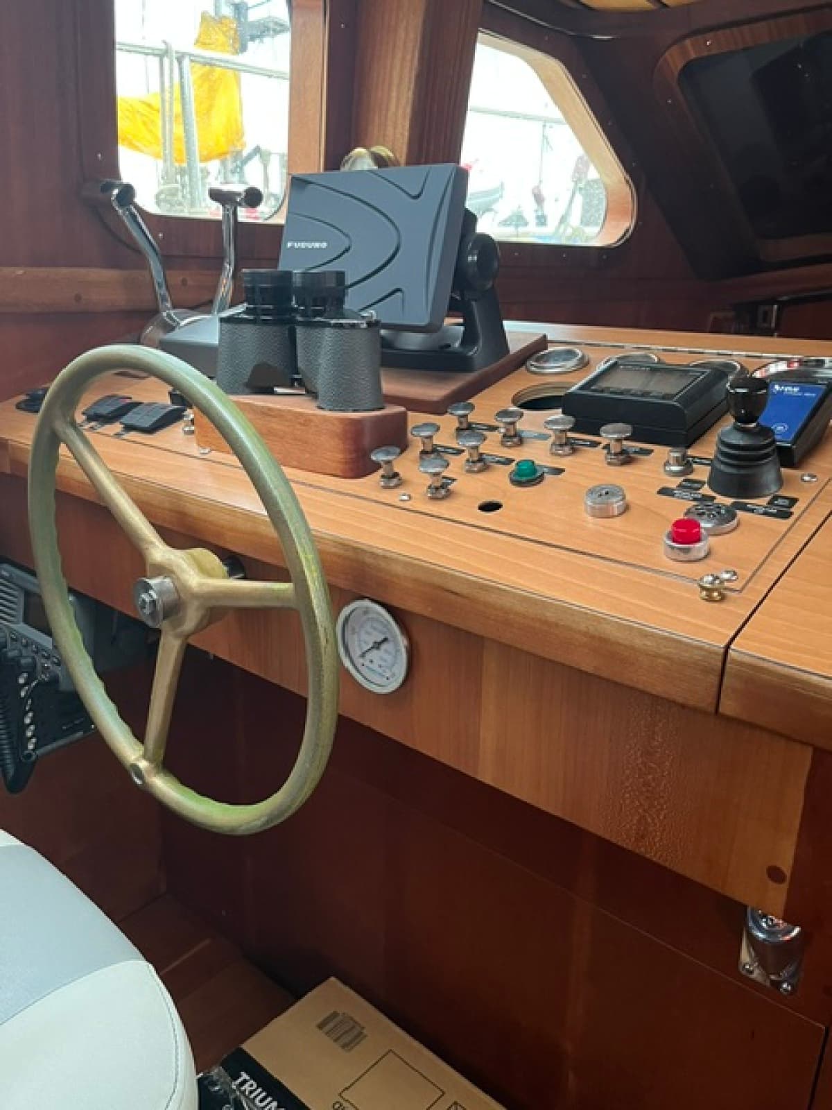 2020 Bruce Roberts 46  Pilothouse - Photo 25