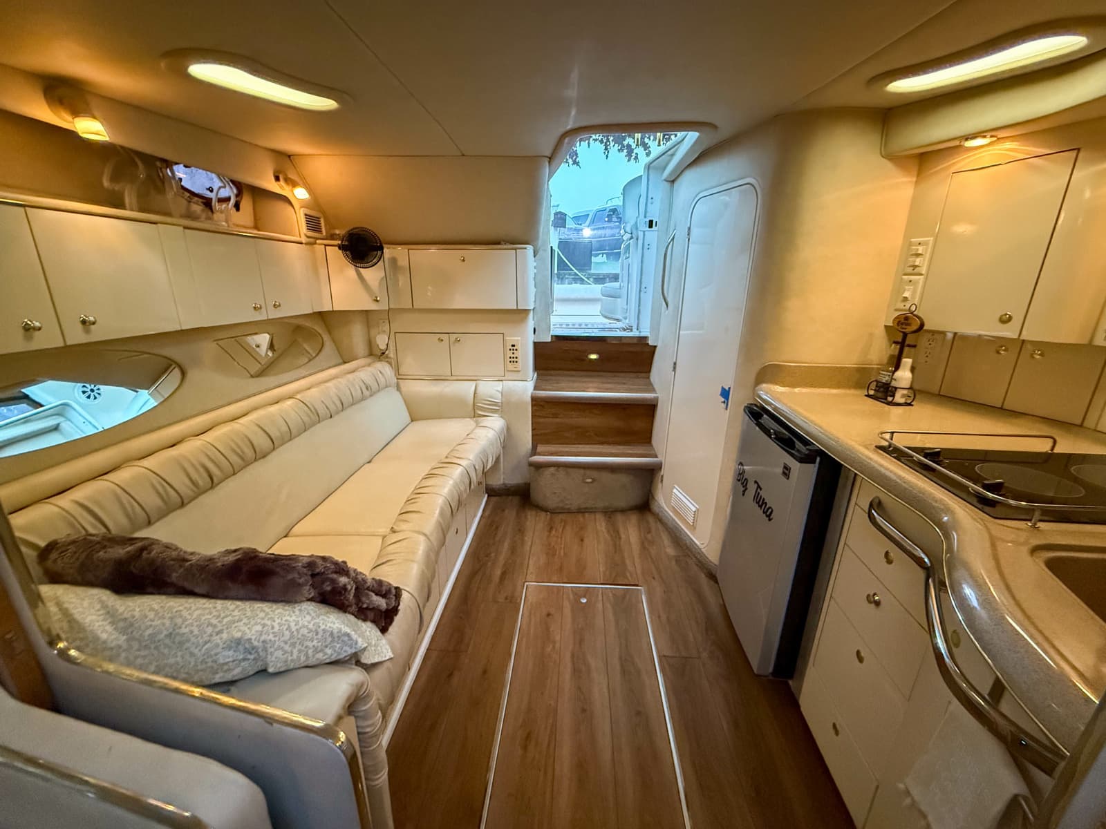 1997 Sea Ray 330 Express Cruiser - Photo 21