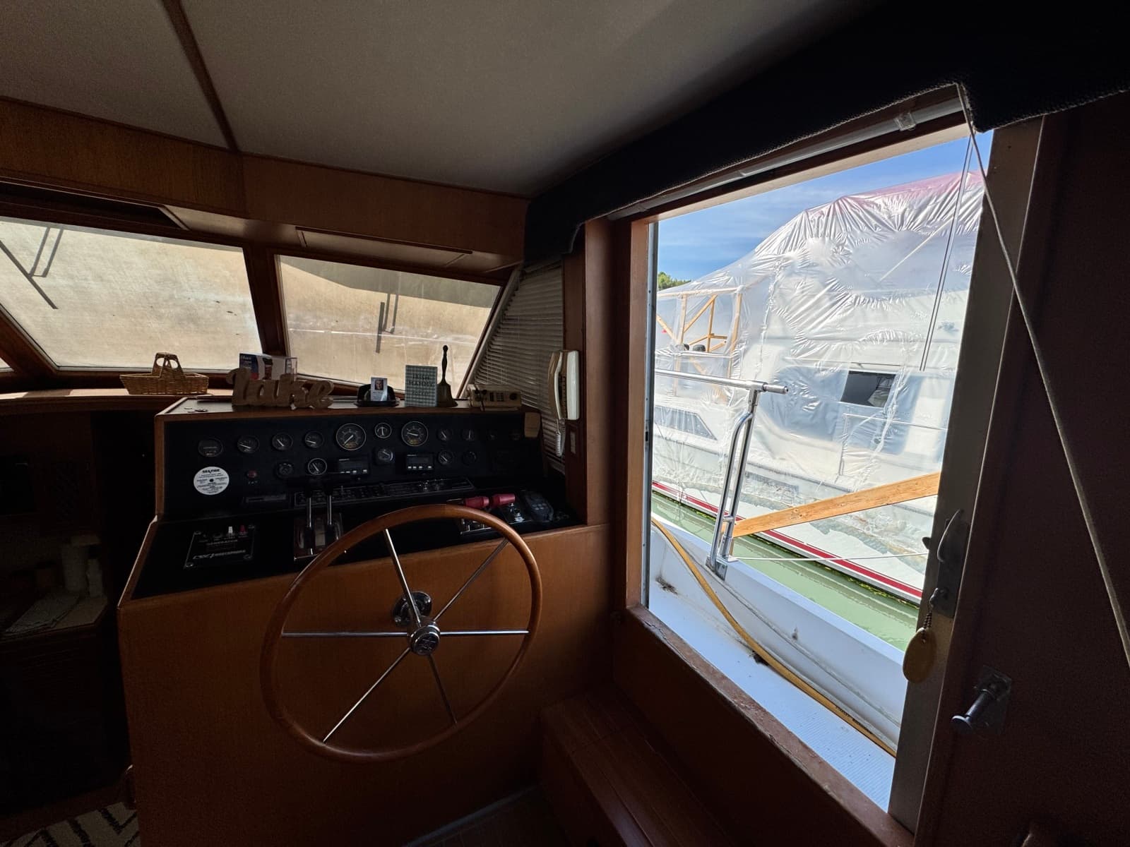 1989 Hi-Star 44 Sundeck - Photo 16