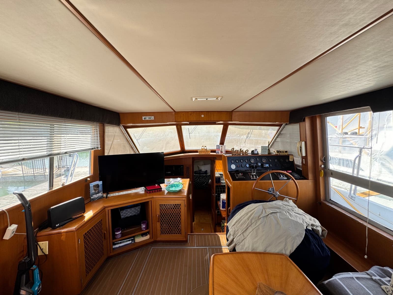1989 Hi-Star 44 Sundeck - Photo 36