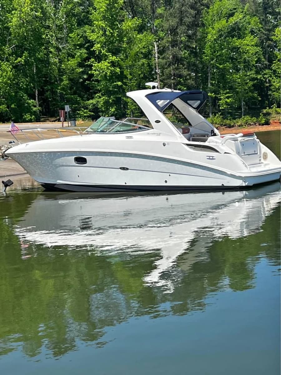 2010 Sea Ray 310 Sundancer - Photo 1
