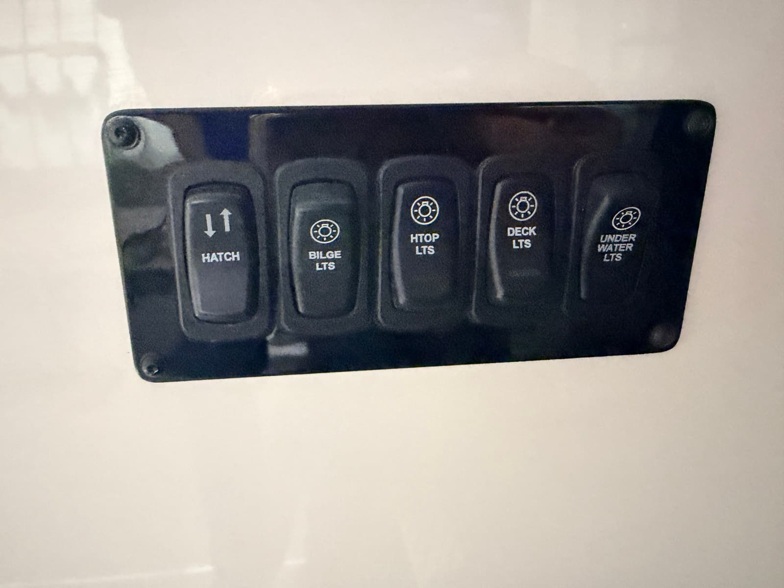 2019 Regal 42 Grande Coupe - Photo 31