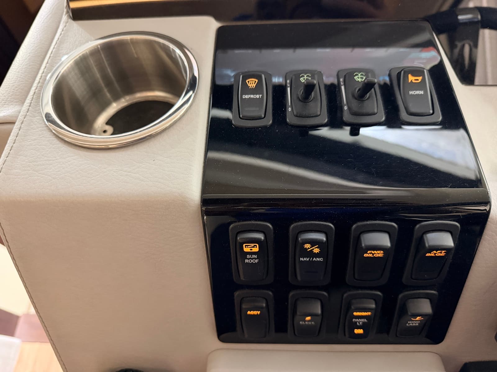 2019 Regal 42 Grande Coupe - Photo 62