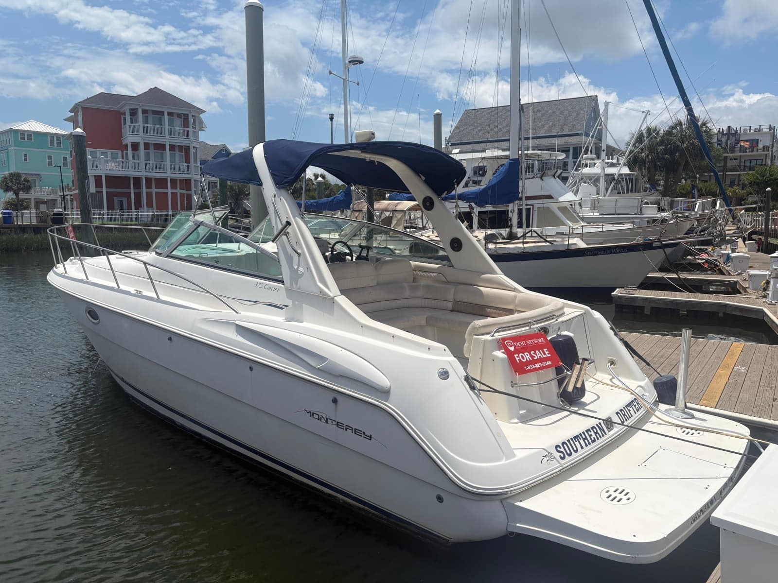 2000 Monterey 322 Cruiser - Photo 1