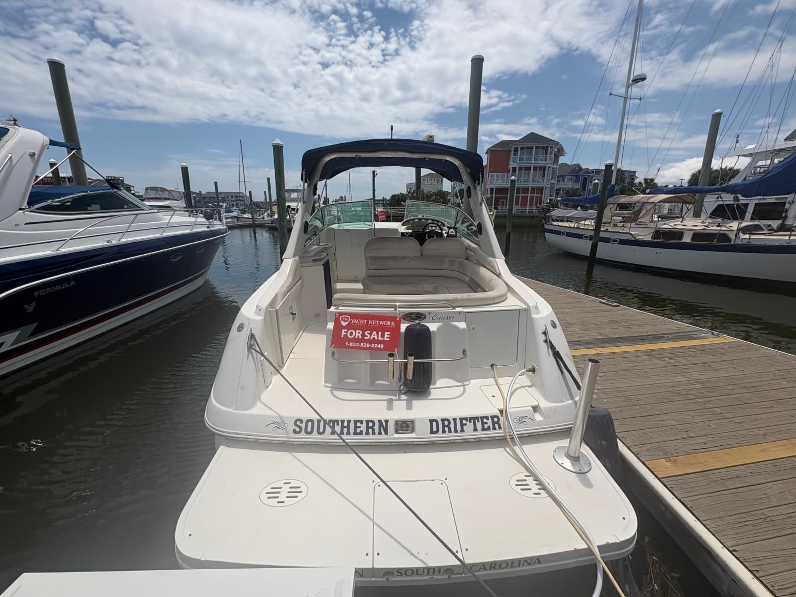 2000 Monterey 322 Cruiser - Photo 2