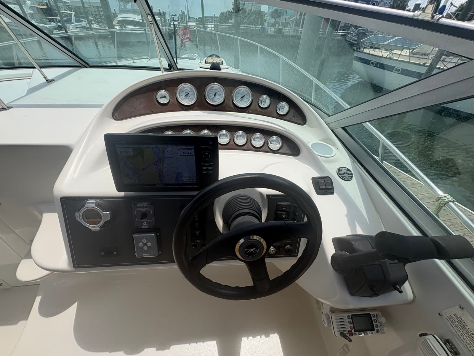 2000 Monterey 322 Cruiser - Photo 16