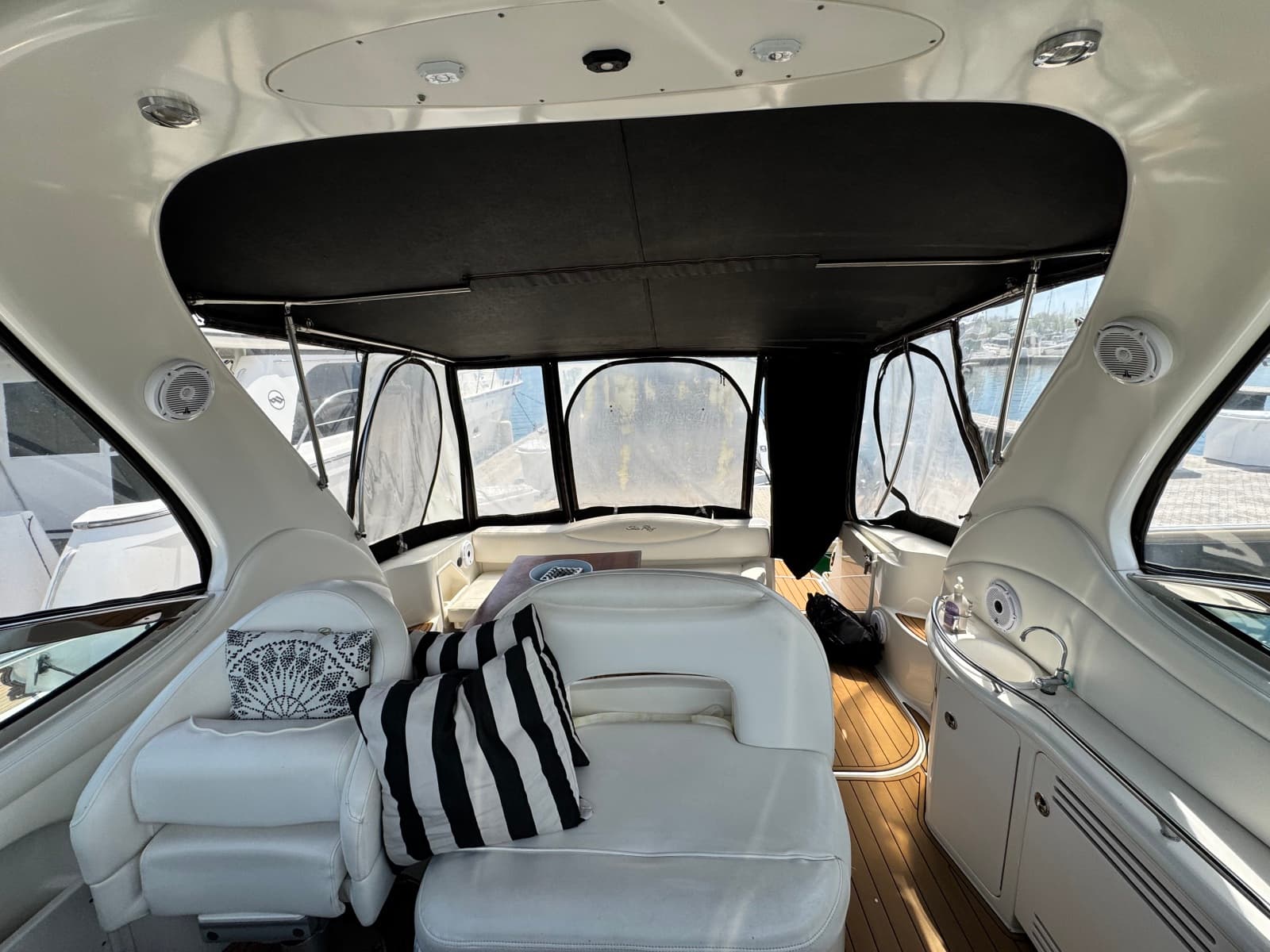 2003 Sea Ray 360 Sundancer - Photo 18