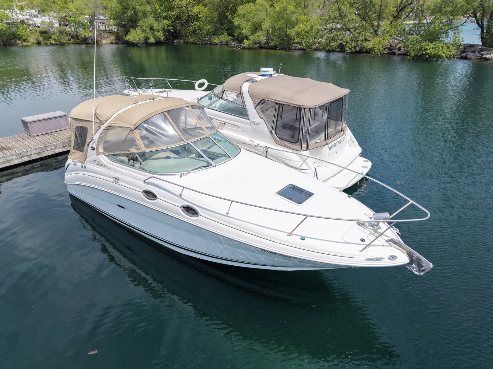 2001 Sea Ray 280 Sundancer - Photo 2