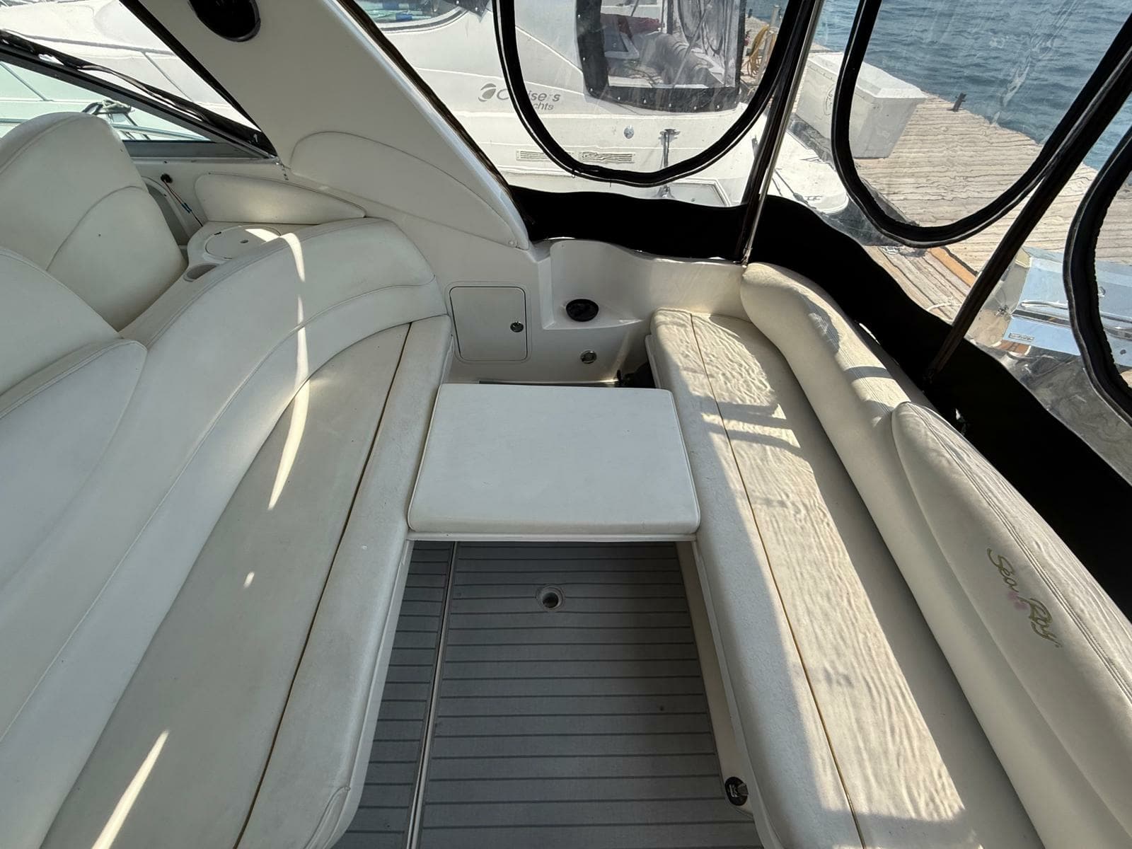 2002 Sea Ray 340 Sundancer - Photo 11