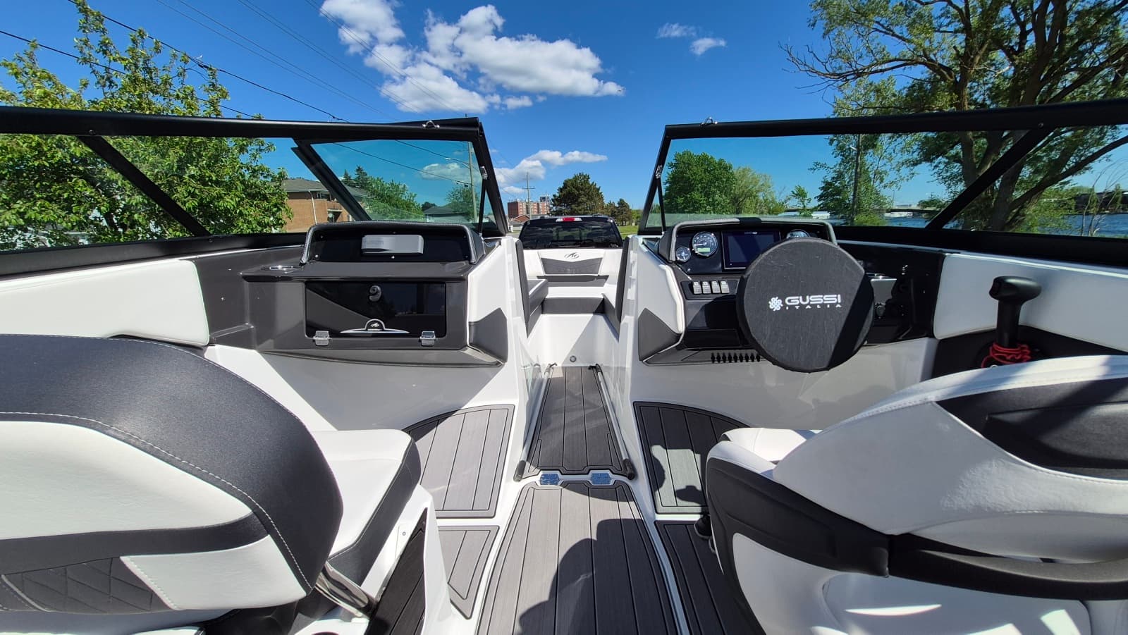 2022 Monterey M20 - Photo 10