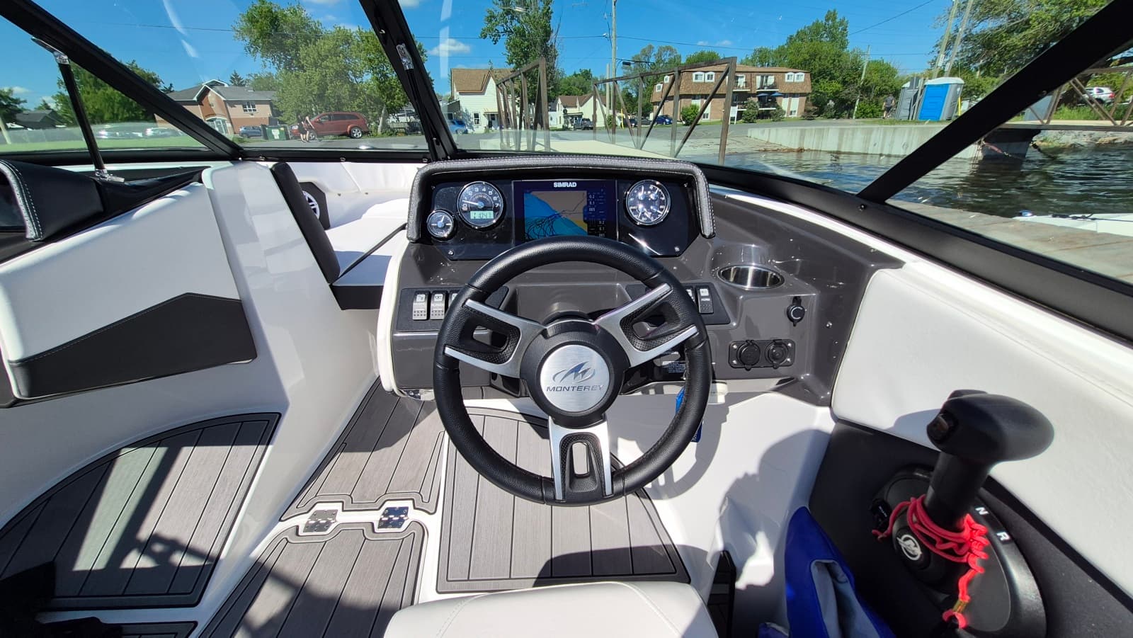 2022 Monterey M20 - Photo 16