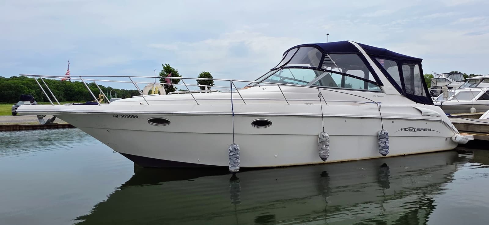1999 Monterey 322 CR - Photo 1