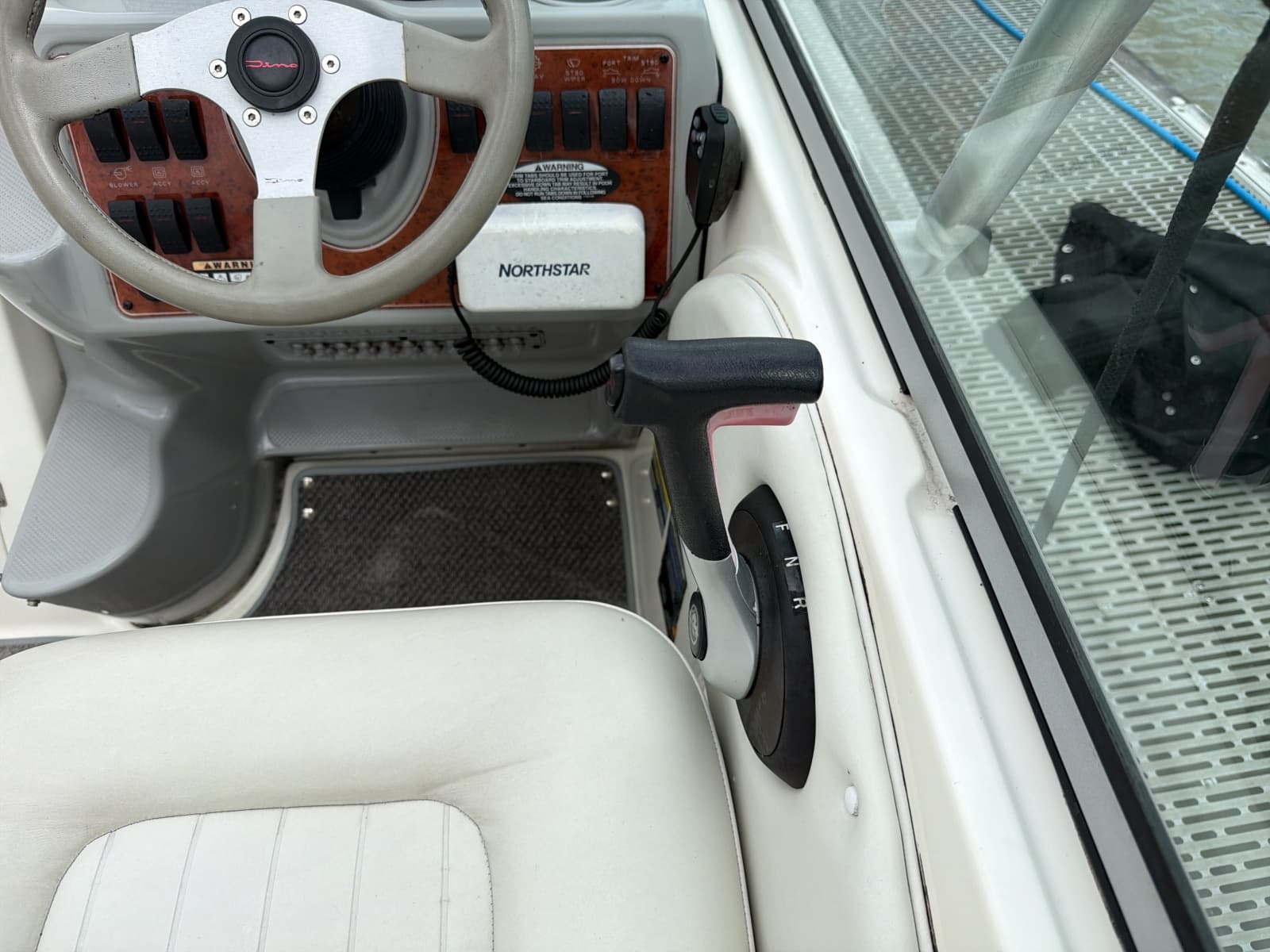 2007 Bayliner 245 - Photo 11