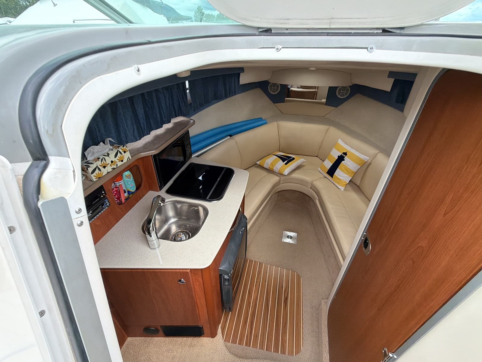 2007 Bayliner 245 - Photo 17