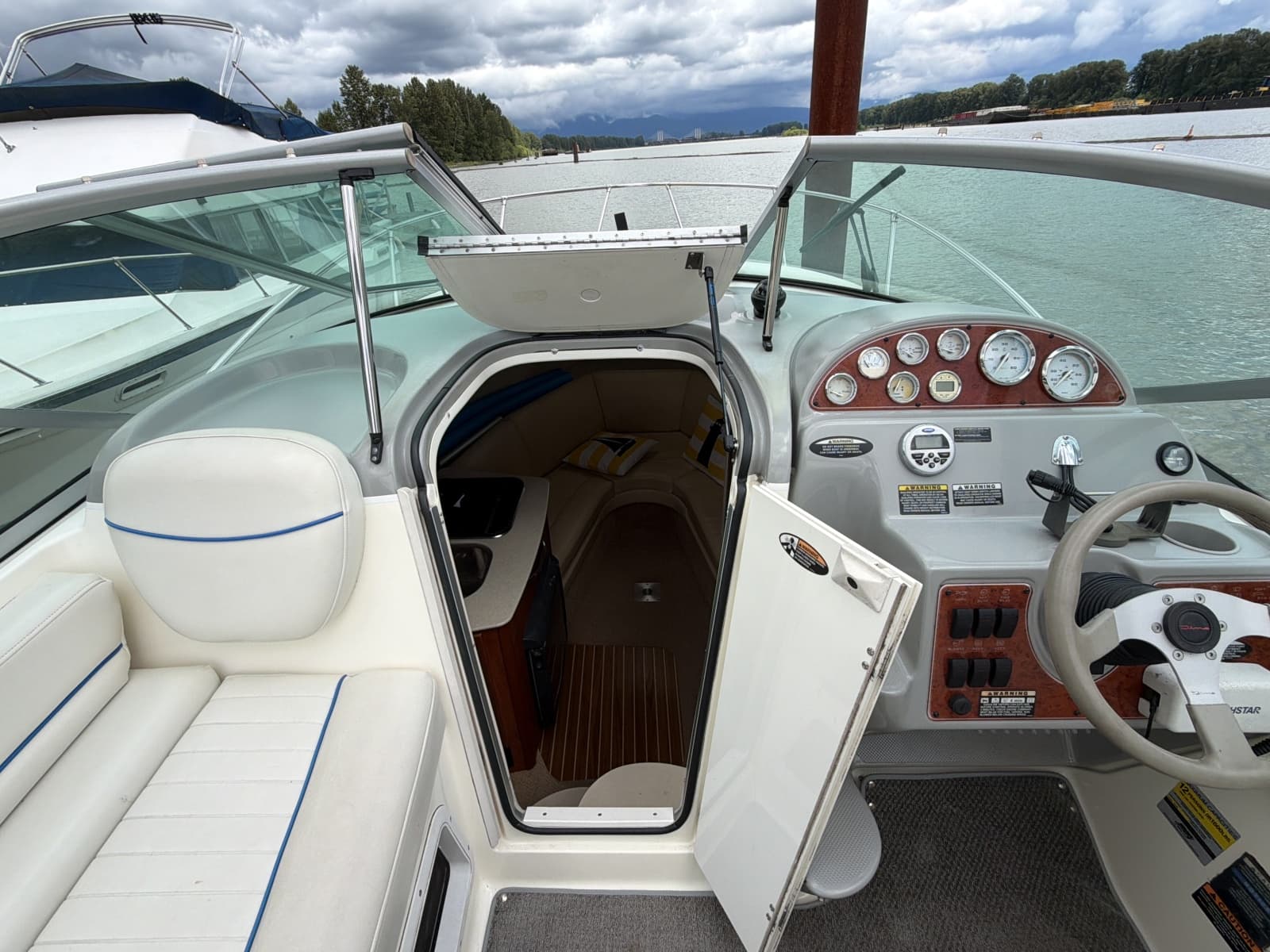 2007 Bayliner 245 - Photo 16