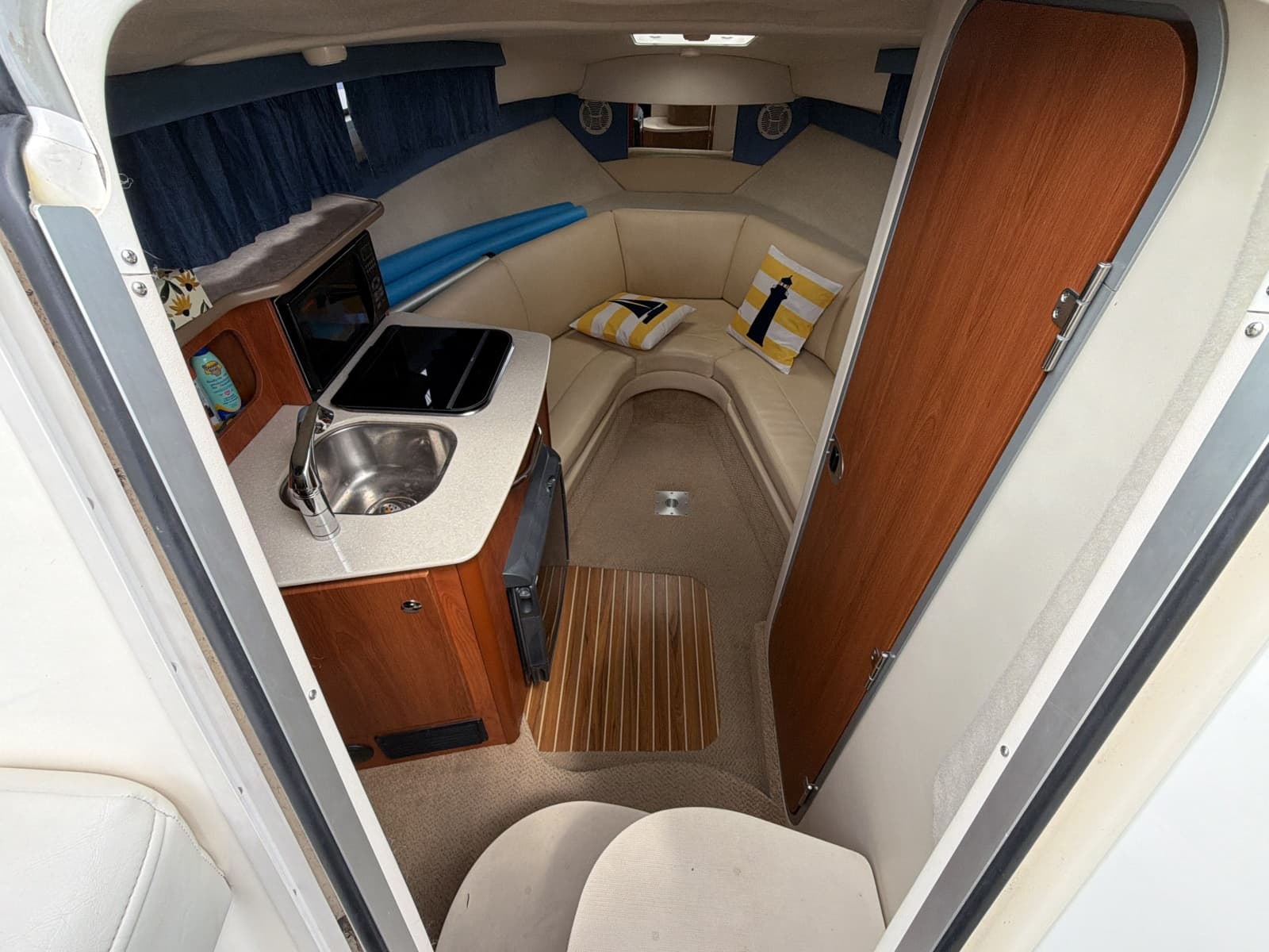 2007 Bayliner 245 - Photo 19