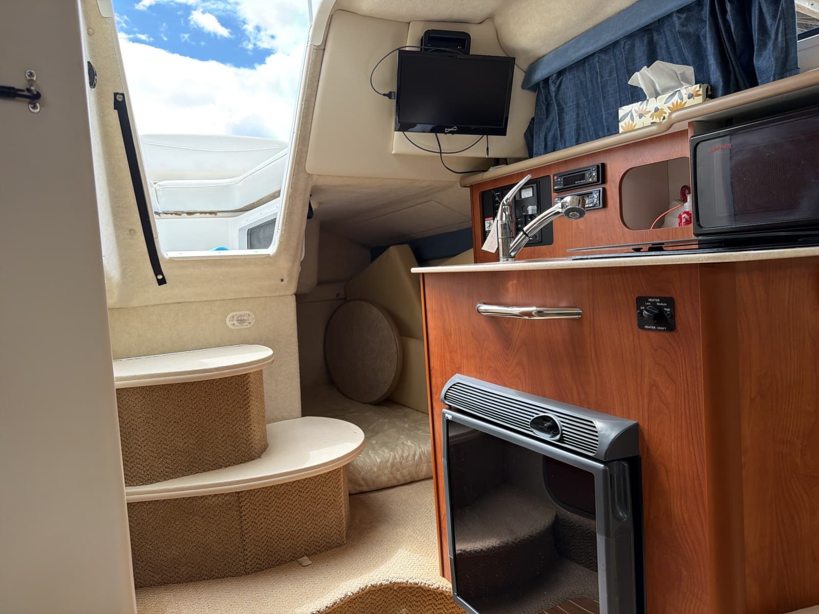 2007 Bayliner 245 - Photo 30