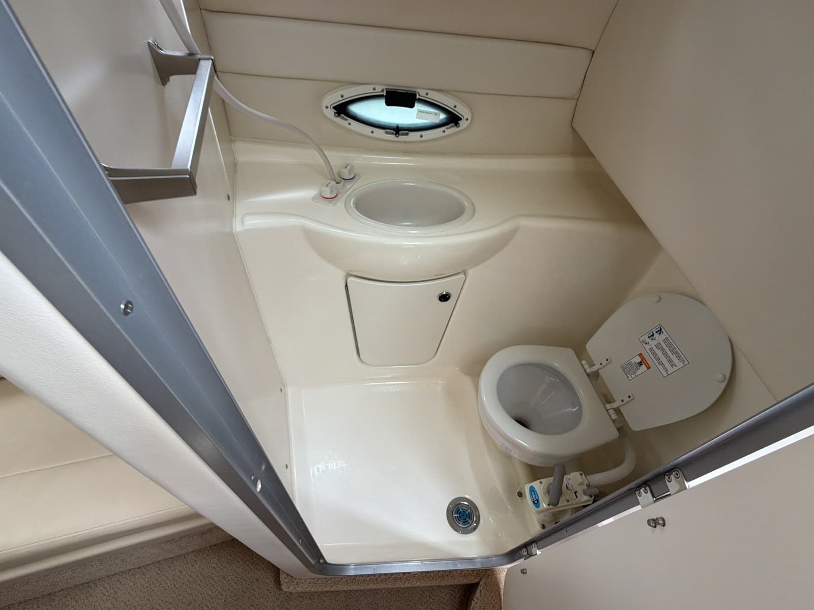 2007 Bayliner 245 - Photo 34