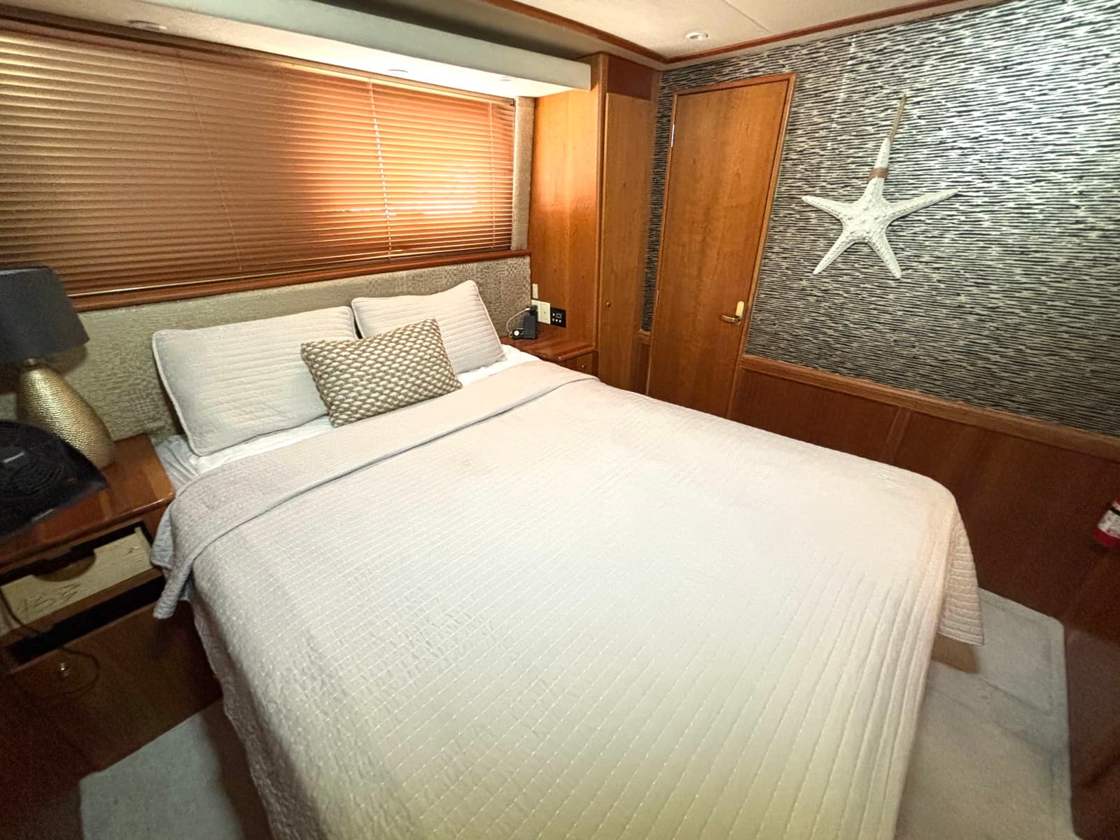 1999 Silverton 453 Motor Yacht - Photo 44