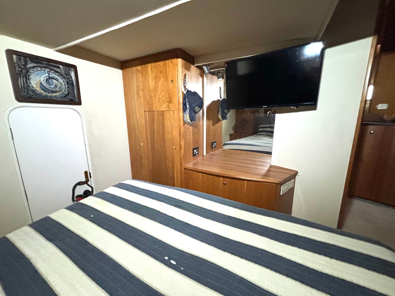 1999 Silverton 453 Motor Yacht - Photo 51