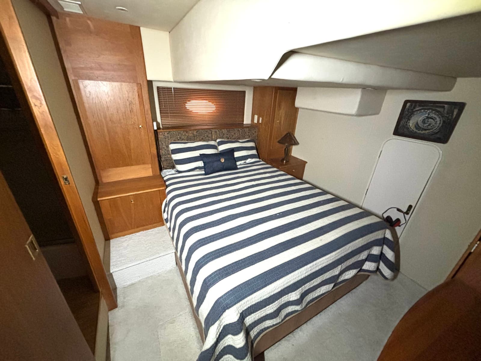 1999 Silverton 453 Motor Yacht - Photo 50