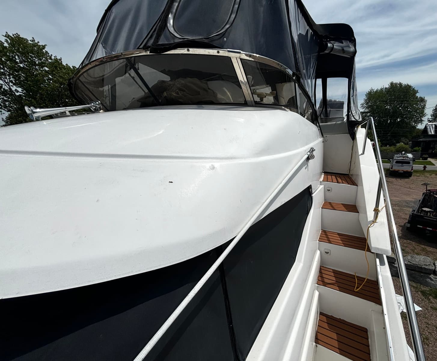 1999 Silverton 453 Motor Yacht - Photo 31