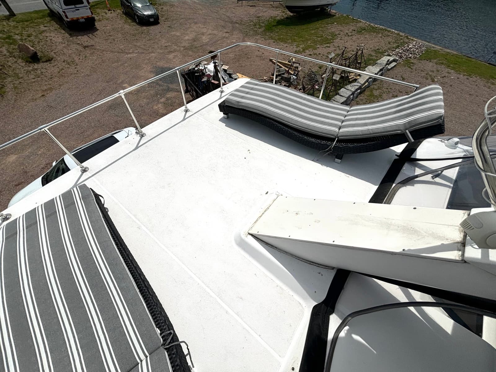 1999 Silverton 453 Motor Yacht - Photo 25