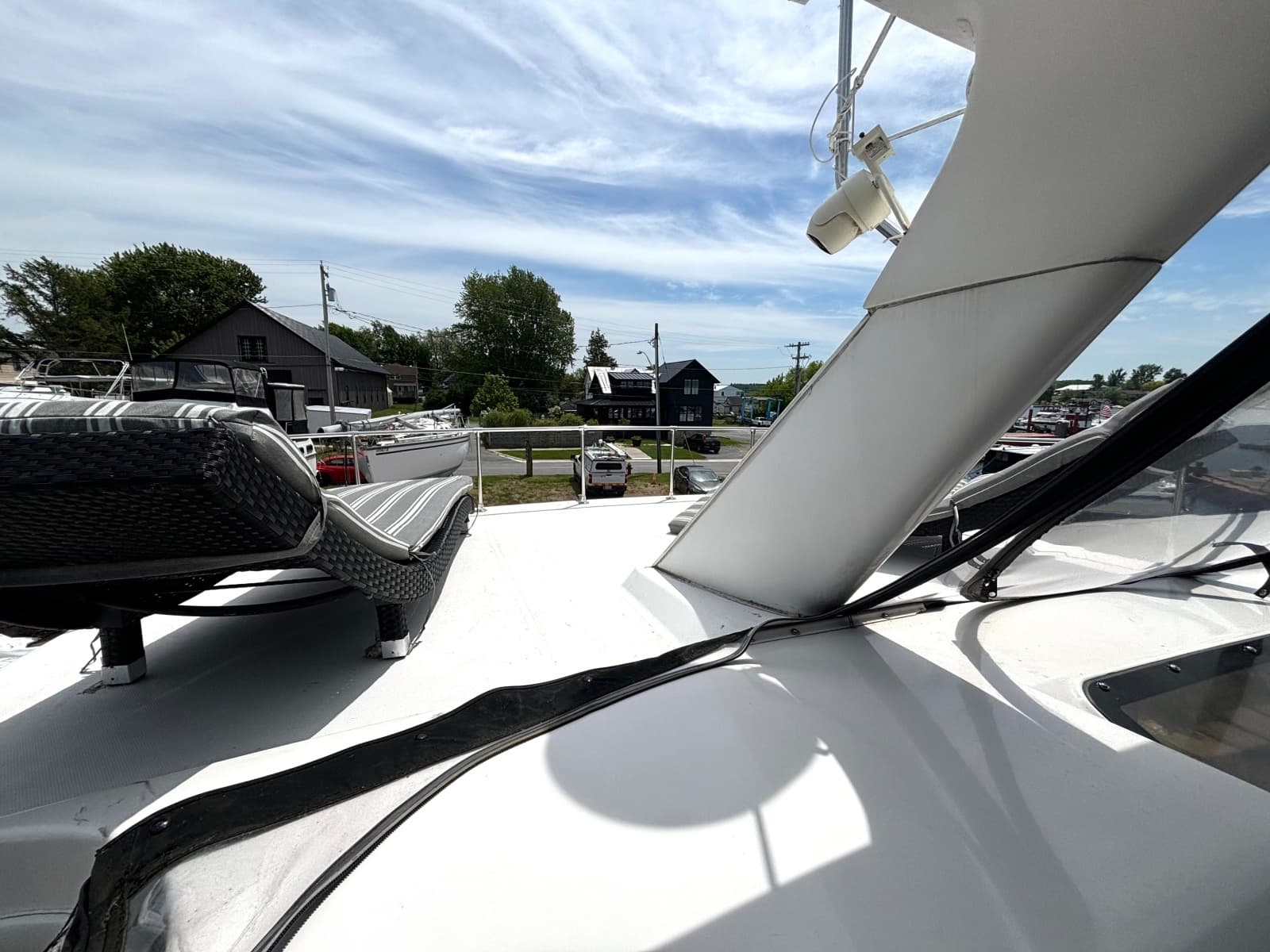1999 Silverton 453 Motor Yacht - Photo 24