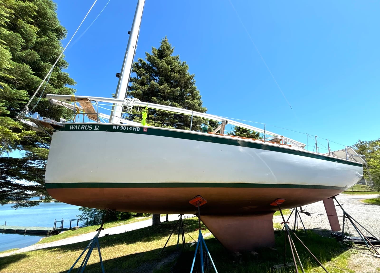 1985 Nonsuch 30 Ultra - Photo 1