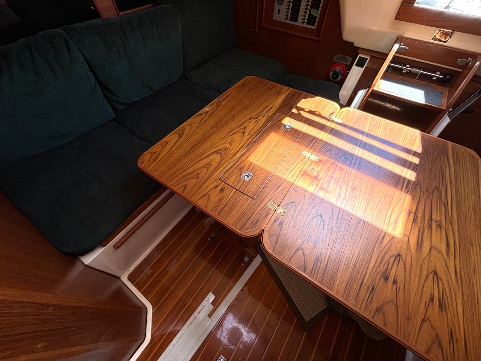 1985 Nonsuch 30 Ultra - Photo 33