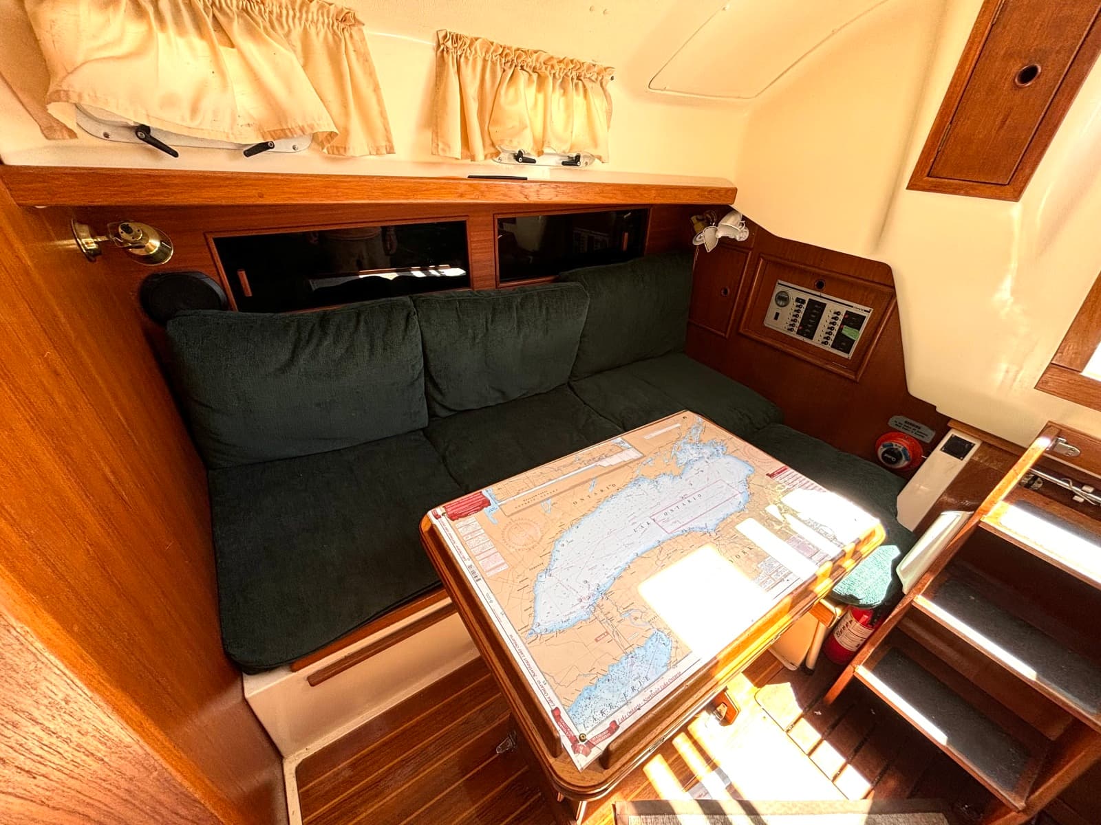 1985 Nonsuch 30 Ultra - Photo 32
