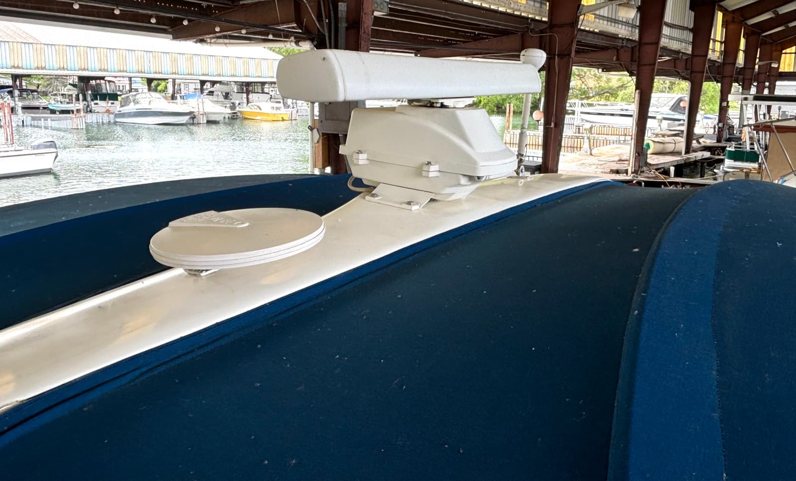 1991 Sea Ray 400 Express Cruiser - Photo 11