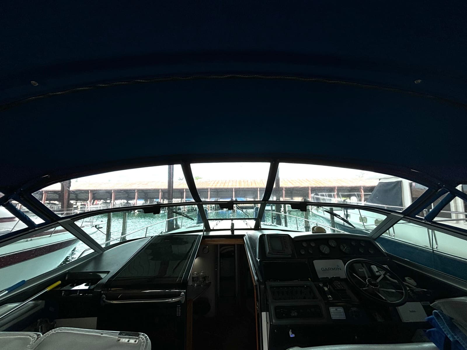 1991 Sea Ray 400 Express Cruiser - Photo 26