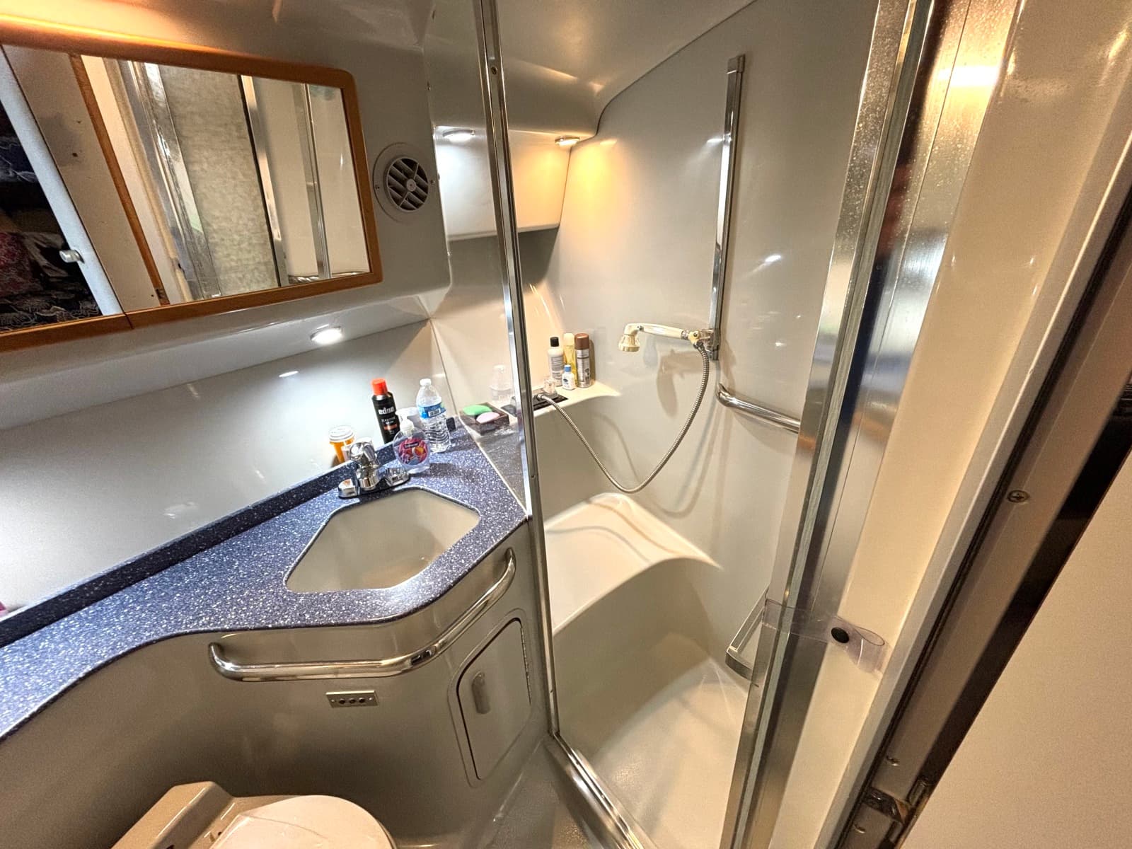 1991 Sea Ray 400 Express Cruiser - Photo 43