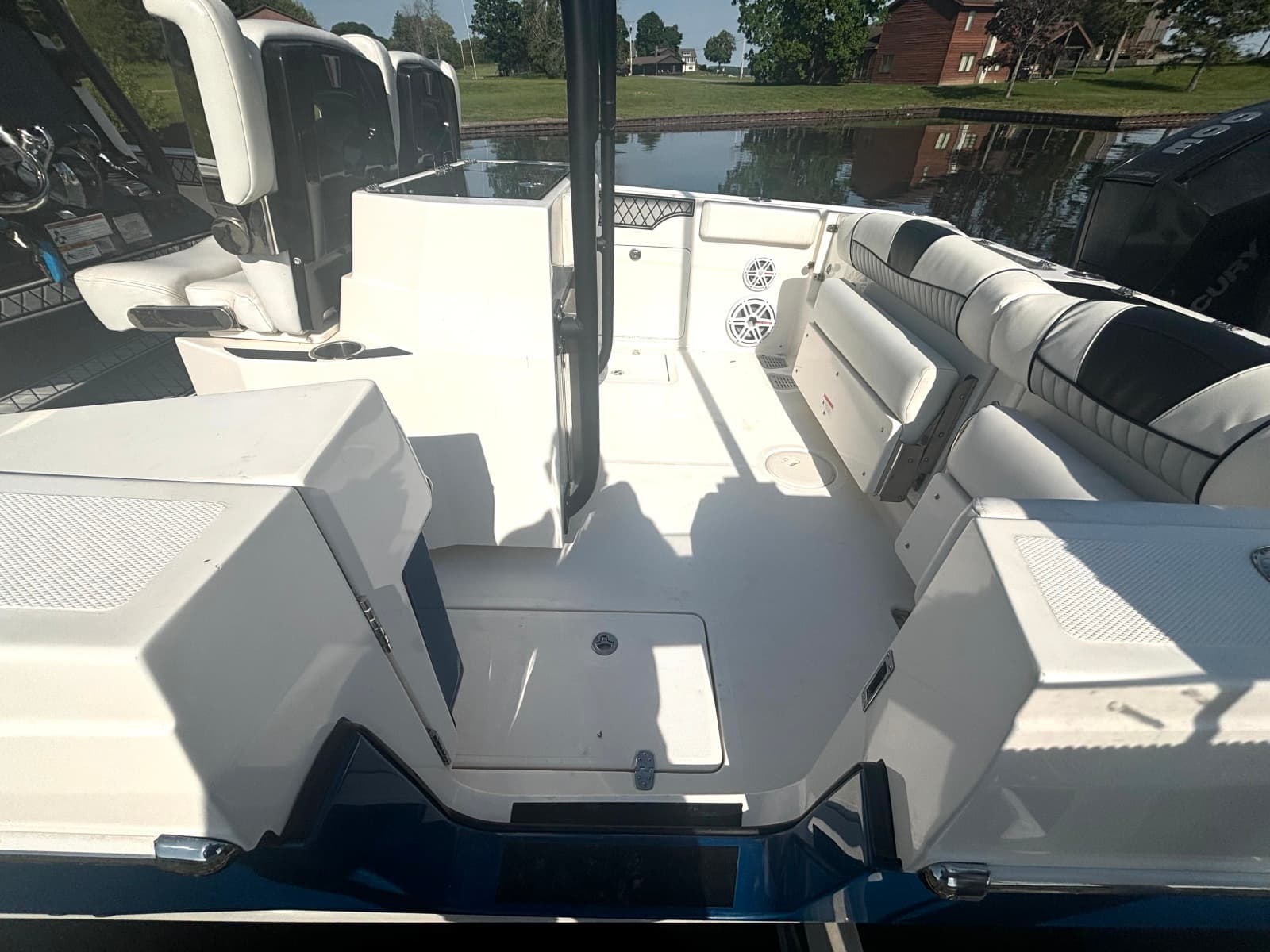 2019 Wellcraft 302 Center Console - Photo 14