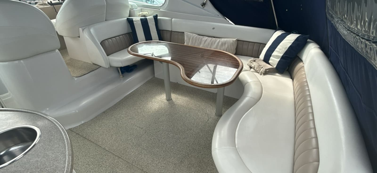 2005 Four Winns 378 Vista - Photo 16