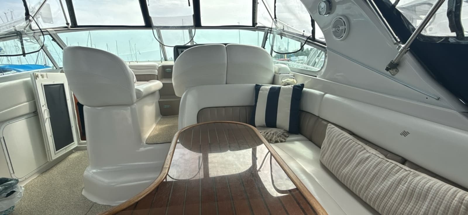 2005 Four Winns 378 Vista - Photo 18