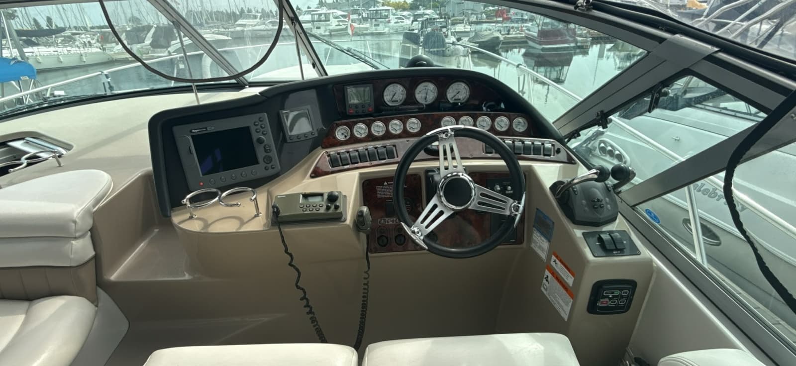 2005 Four Winns 378 Vista - Photo 31