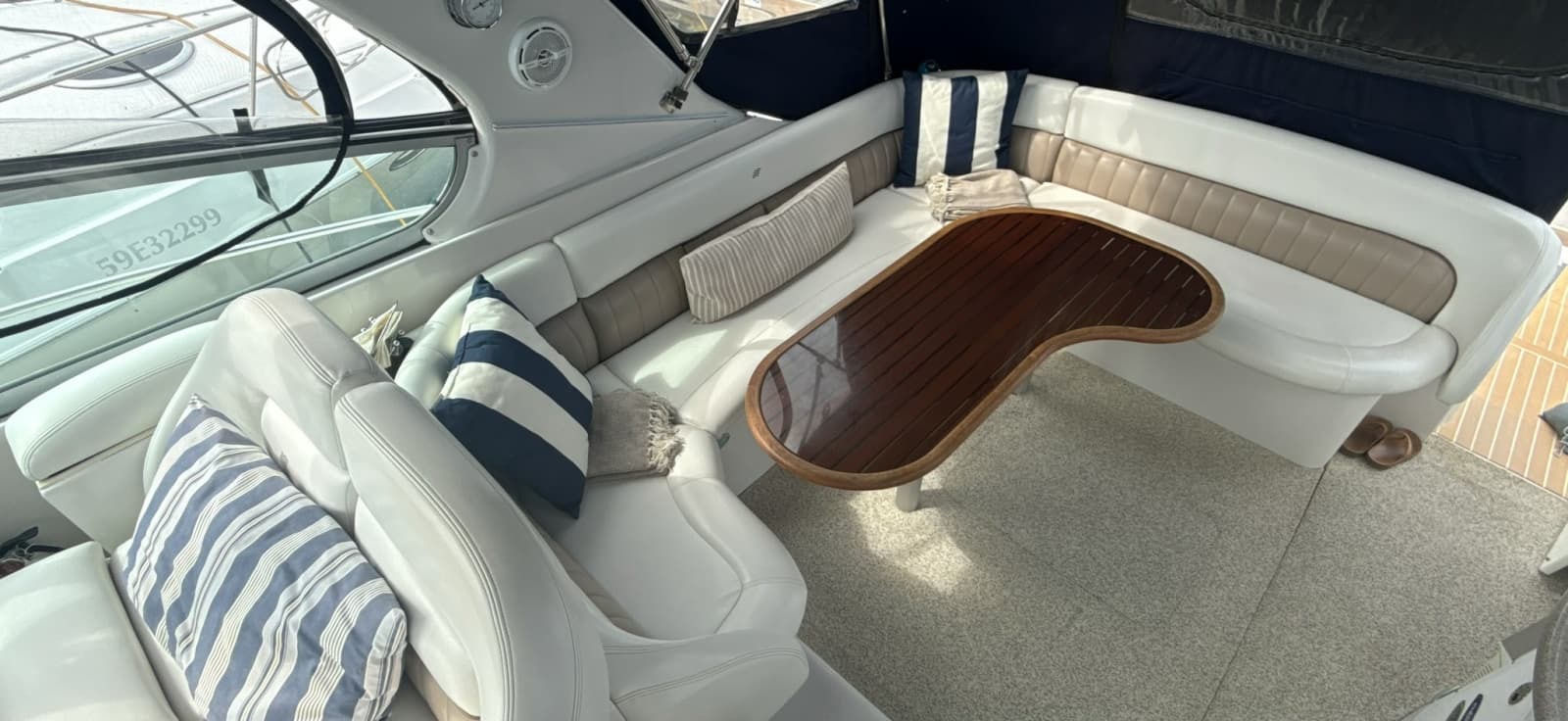 2005 Four Winns 378 Vista - Photo 48