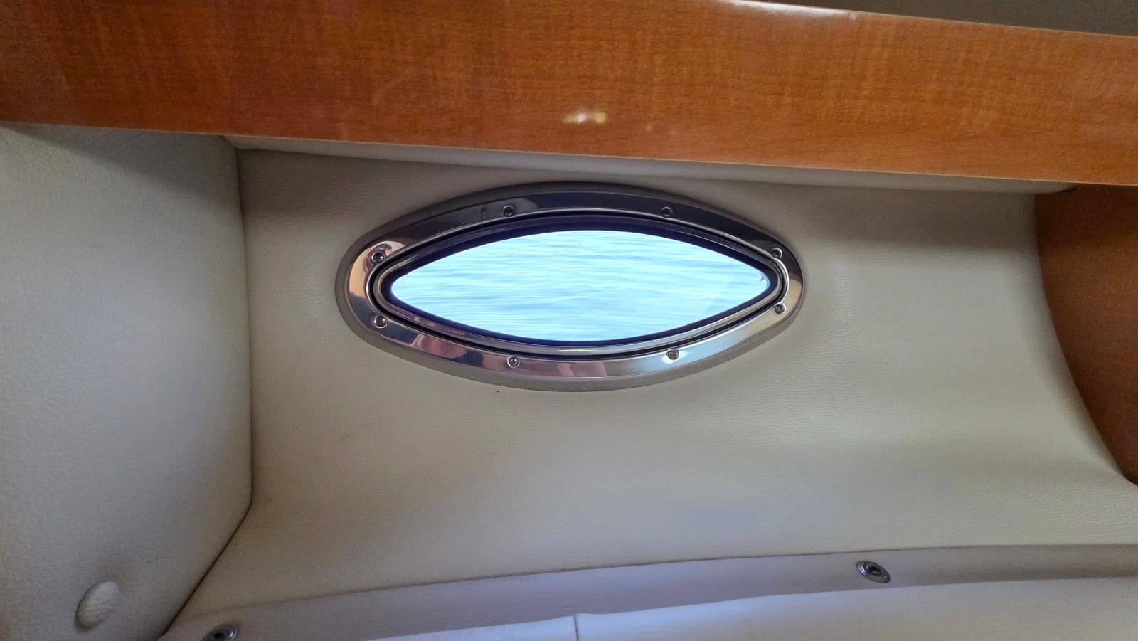 2011 Chaparral 270 Signature - Photo 39