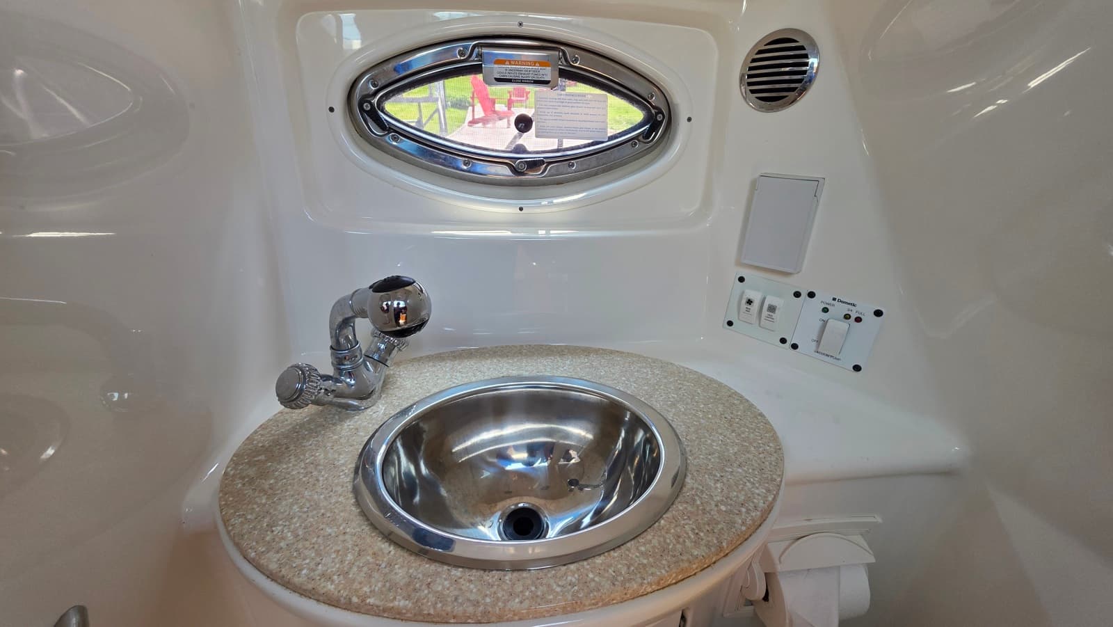 2011 Chaparral 270 Signature - Photo 51