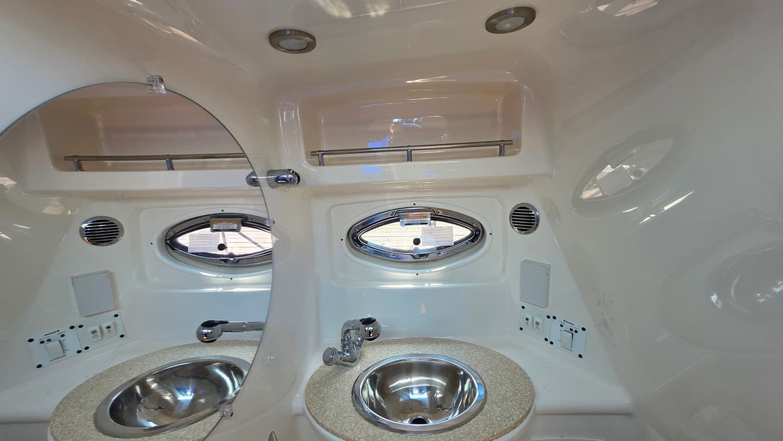 2011 Chaparral 270 Signature - Photo 52