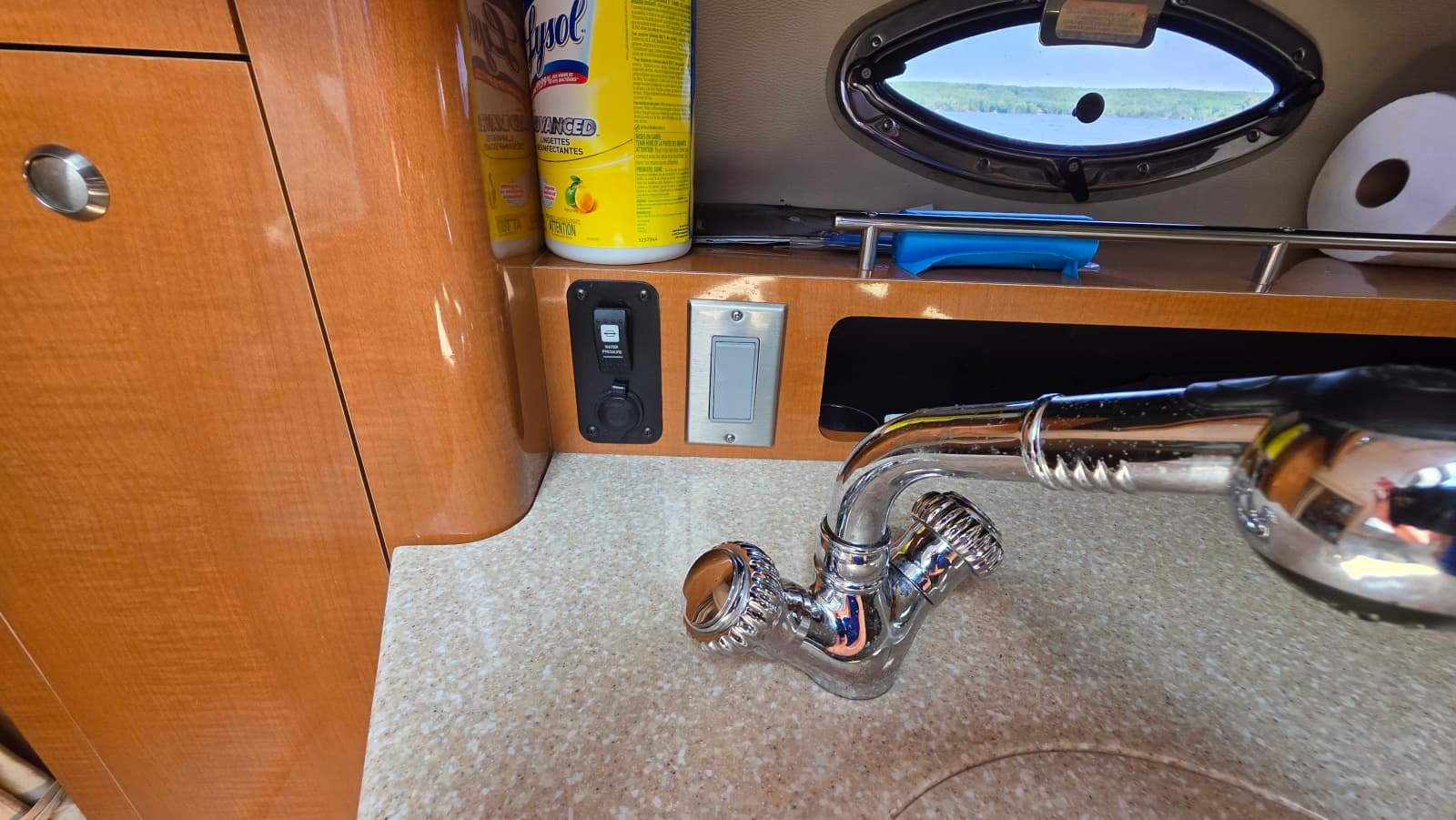 2011 Chaparral 270 Signature - Photo 54