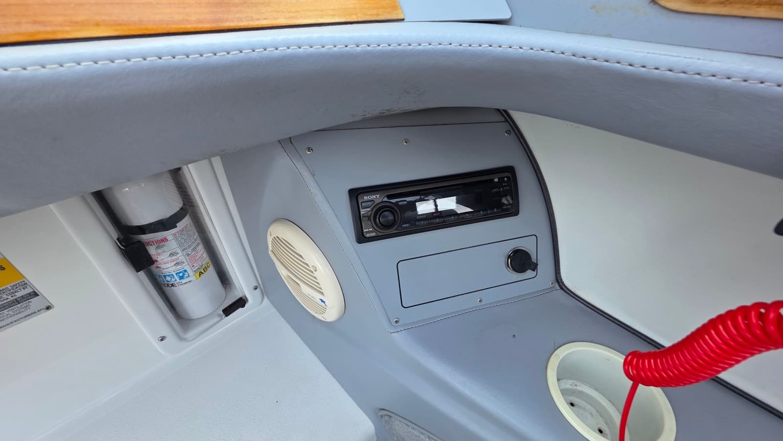 1999 Cobalt 252BR - Photo 22