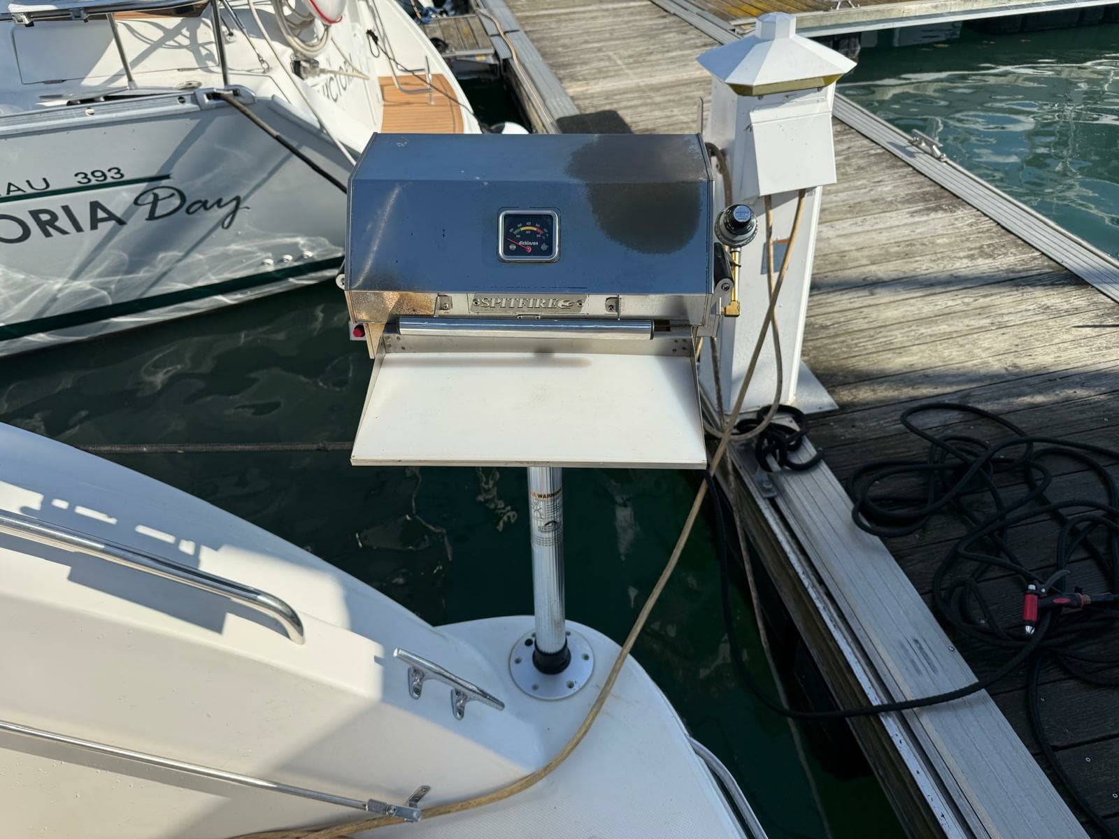 1998 Bayliner 4085 Avanti - Photo 7