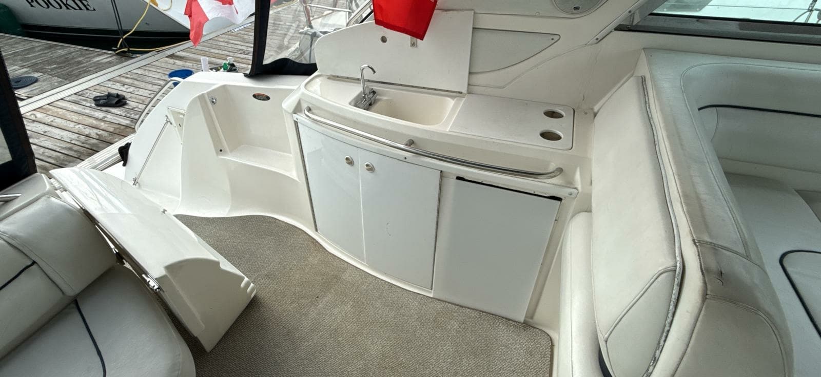 1998 Bayliner 4085 Avanti - Photo 23